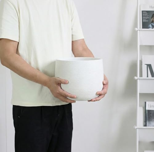 Olly & Rose Barcelona Barcelona Ceramic Plant Pot Large 25cm - White Flower Pots - Indoor & Outdoor Planters - Matt White - color: White