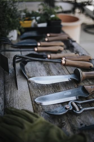 Barebones Triangle Hoe - Stainless Steel Hoe - Japanese Gardening Tools for Weeding, Long Handle and Hand Hoe (Walnut/Black) - color: Walnut/Black, size: Triangle Hoe
