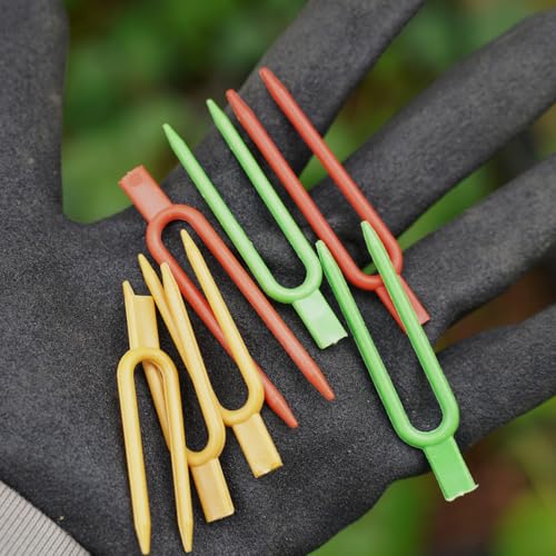 120 Pcs Plastic Strawberry Plant Support Pins Plant Clips Garden Pins for Plant Cutting,3 Colors U-Shaped Anchor Clips for Cuttings, Strawberry Runners While They Root - color: Red Yellow Green-2.36"