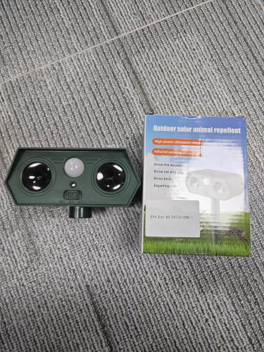 2026 Upgraded Solar Ultrasonic Animal Repeller Outdoor Deer Repellent Devices Waterproof