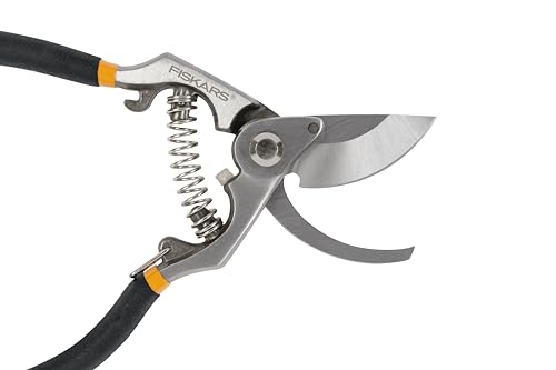 Fiskars Forged Steel Bypass Pruning Shears, Garden Tools, 3/4" Cut Capacity - style: Forged Traditional