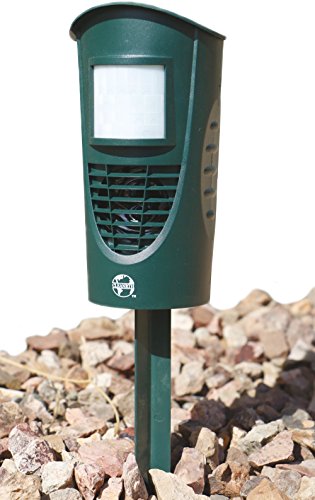 Cleanrth TSAR520 Advanced Ultrasonic Animal Repeller – Triple Scan Technology for Powerful Deterrence of Raccoons, Squirrels, Dogs, Cats, Badgers, Rabbits, Deer, Coyotes, and More