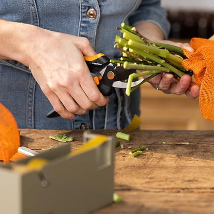 Fiskars Floral Bypass Pruning Shears, Garden Clippers for Deadheading - style: Floral Pruner