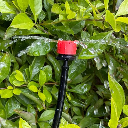 100Pcs Drip Irrigation Emitters,Adjustable Irrigation Drippers Sprinklers - color: Red-100pcs