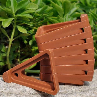 24Pcs Invisible Flower Pot Risers, Plant Pot Feet, Plastic Pot Lifters Support Triangle Plant Lifters for Inside Pots, Planter Feet for Outdoor Pots (Red)