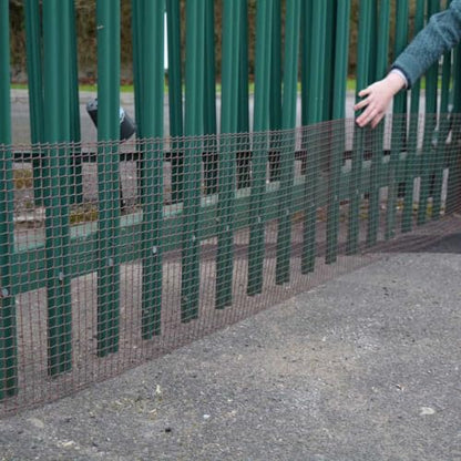 JB Retail Solutions Garden Experts 19mm 0.5 x 6m Plastic Garden Mesh - Brown