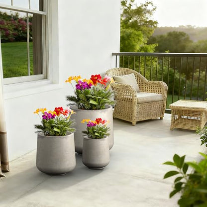 Kante Set of 3 Weathered Concrete Curved Round Planters for Modern Home - color: Buff Concrete, size: Set of 3: 15.3" + 11.6" + 8.2" D
