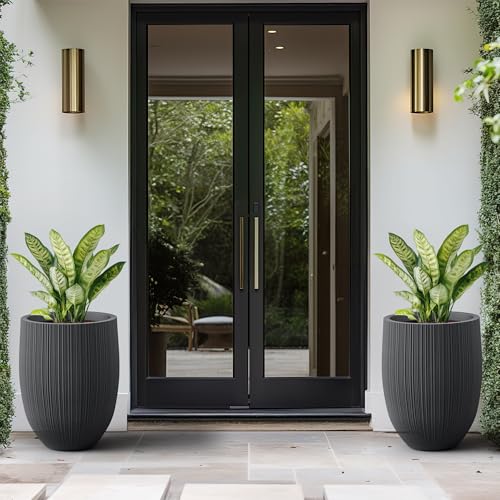 Kante Large Round Bullet Black Concrete Planter 21.7" Tall, Outdoor - color: Black, size: 21.7 Inch Tall