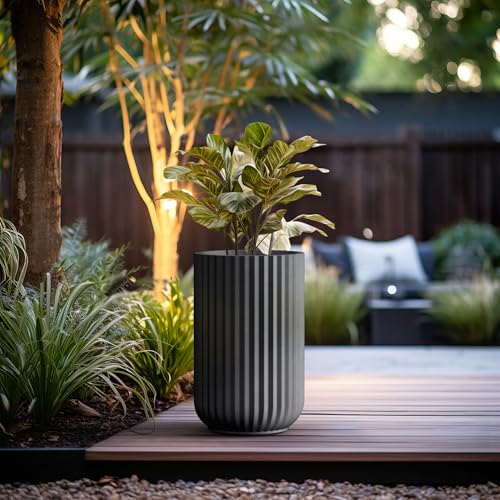Kante Accent Round Column Black Concrete Planter 17.7" Tall, Outdoor - color: Black, size: 11"w x 17.7" h