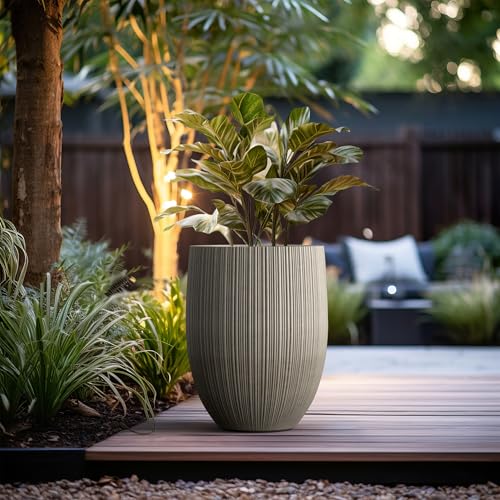 Kante Large Round Bullet Weathered Concrete Planter 21.7" Tall, Outdoor - color: Weathered Concrete, size: 21.7 Inch Tall