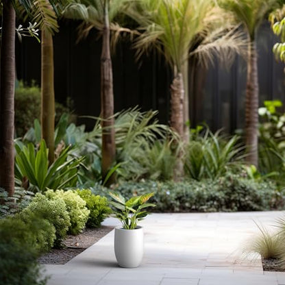 Kante Small Round Curved White Concrete Planter 9.1" Dia, Outdoor - color: White, size: 11.8 Inch Tall
