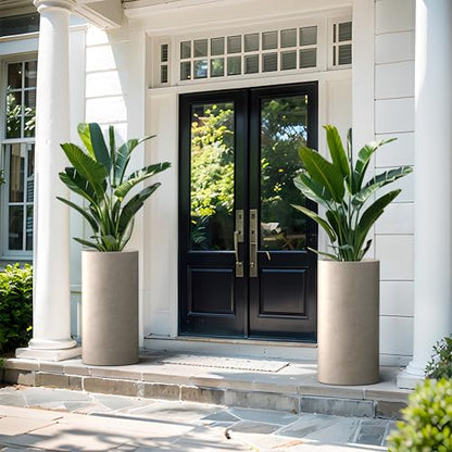 Kante Large Round Column Weathered Concrete Planter 27.8" Tall, Outdoor - color: Weathered Concrete, size: 27.8“h