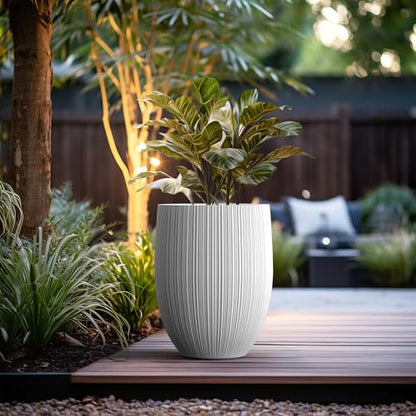 Kante Large Round Bullet White Concrete Planter 21.7" Tall, Outdoor - color: White, size: 21.7 Inch Tall