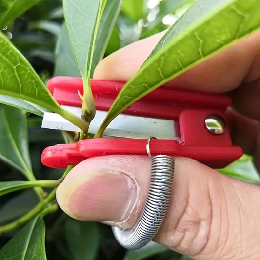 1PC Stainless Steel Thumb Knife - Rust - proof Gardening Pruner with Finger Protector, Sharp Blade for Vegetables, Vines and Herbs, Portable Outdoor Pruning Tool for Gardeners and Enthusiasts, Red - color: Red