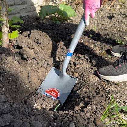 Spear & Jackson 1180NB Neverbend Carbon Steel Digging Spade, Gray, 98.5 x 18.5 x 8 cm - style: Digging Spade