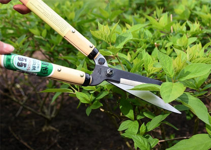Okatsune Precision Hedge Shears 6" Blade, 20" total length - size: 6"