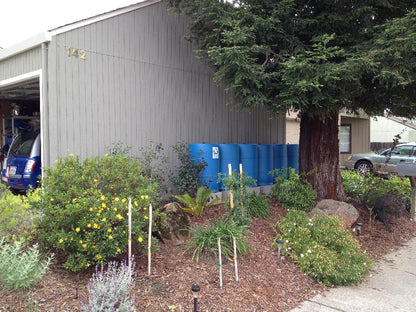 BlueBarrel™ Gravity-Fed Drip Irrigation Kit with Bubbler Emitters: No-Pressure/Low-Pressure Irrigation for Rain Barrels, Rain Tanks, & Cisterns. Made in USA